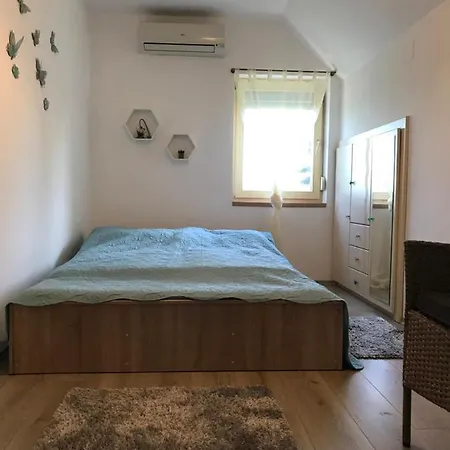 Holiday home Viharsarki