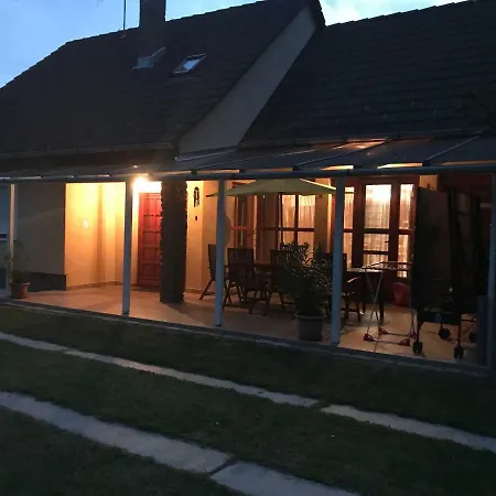 Viharsarki Holiday home Gyula